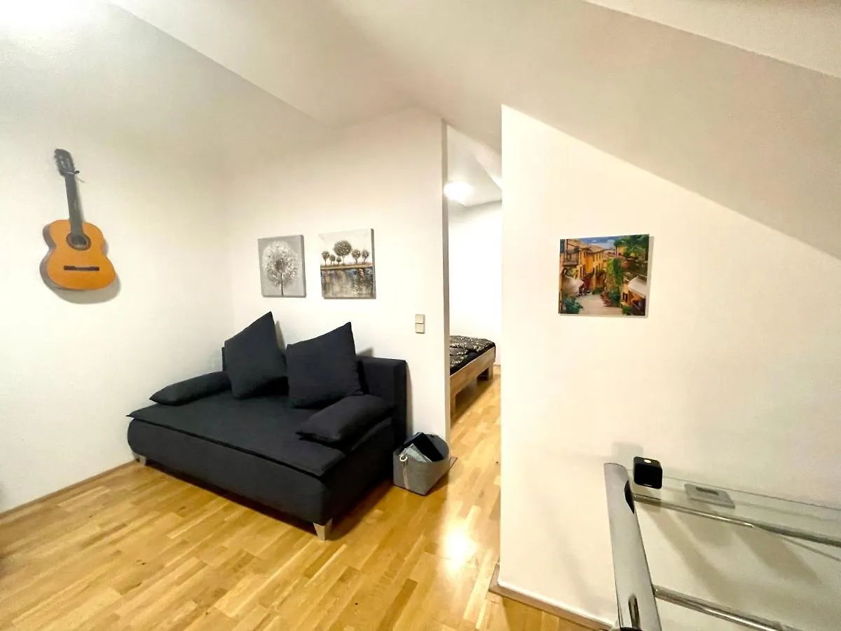 Klimatisiertes, Ruhiges Dachgeschoss Cityapartment Im Zentrum Wiens 0*, Vienna Austria