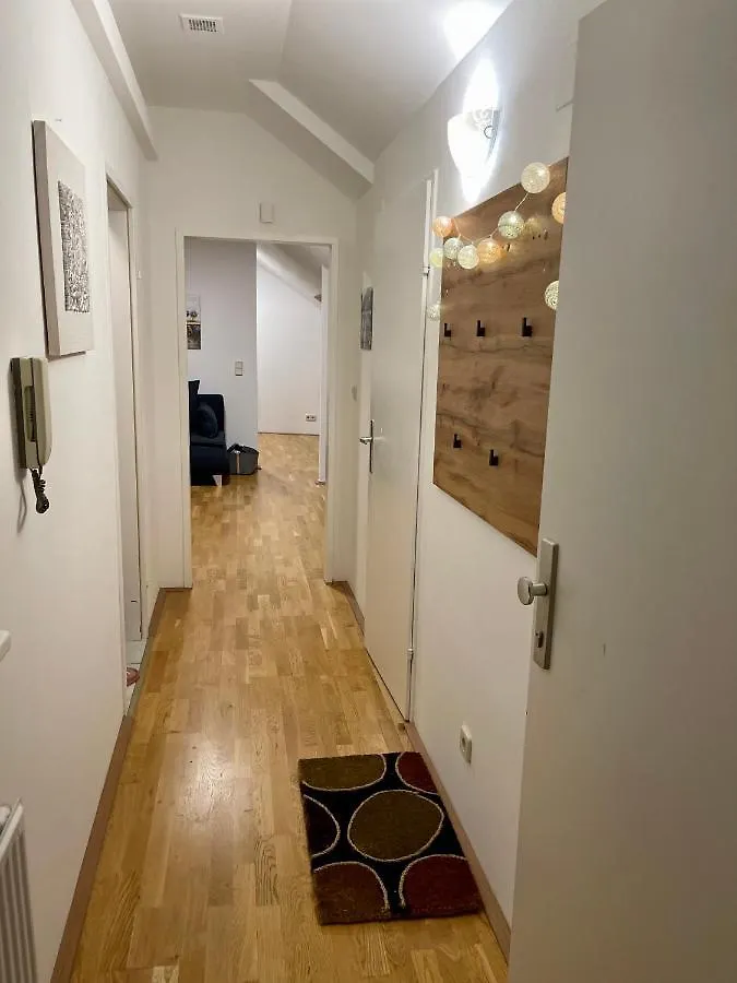 Apartment Klimatisiertes, Ruhiges Dachgeschoss Cityapartment Im Zentrum Wiens