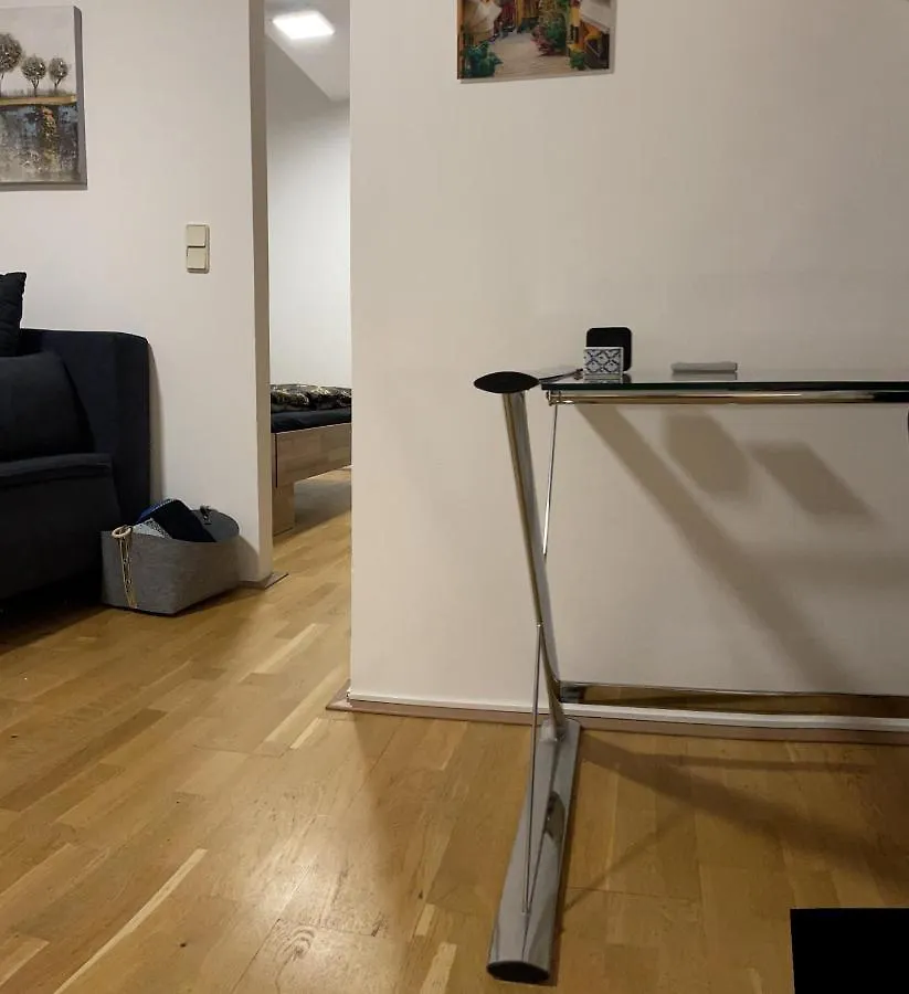 Klimatisiertes, Ruhiges Dachgeschoss Cityapartment Im Zentrum Wiens 0*, Vienna